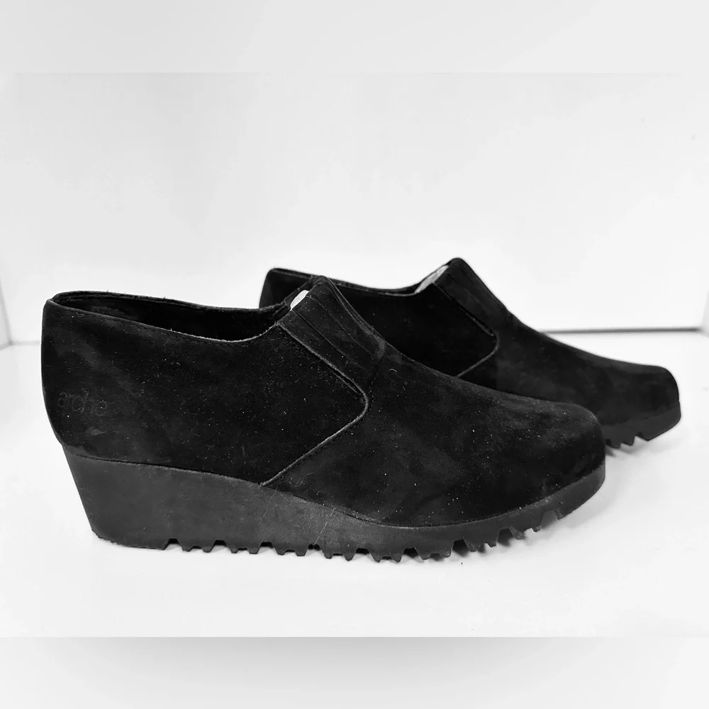 ARCHE Nubuck Black Suede Wedge heal slip on shoe Made in France